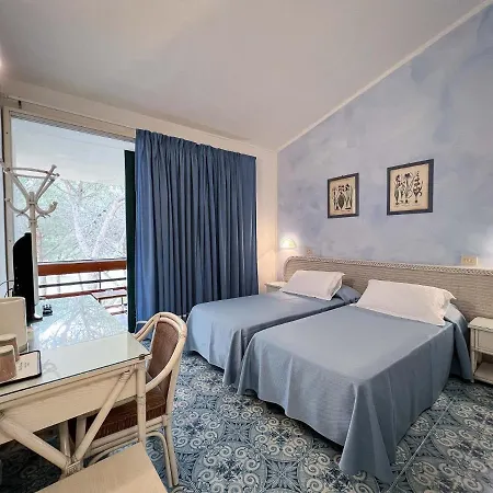 Meridiana Hotel 3*